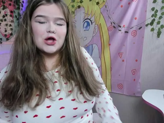 -CandyM1lky- broadcasting live