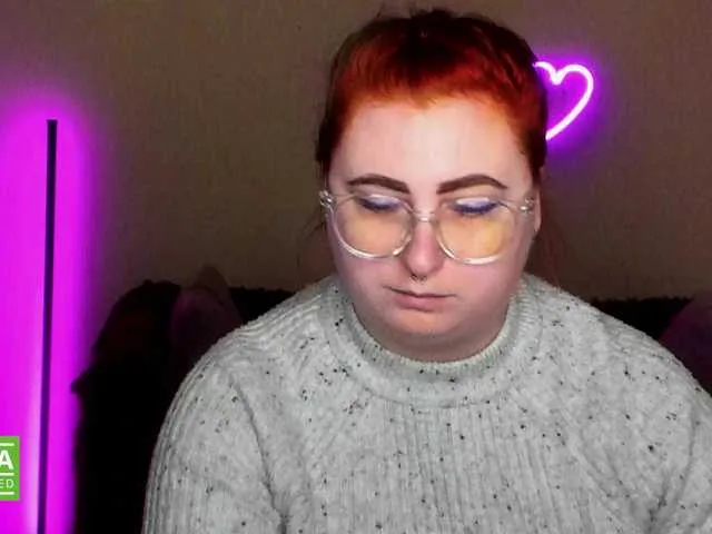 Aliciaredluv Image 14