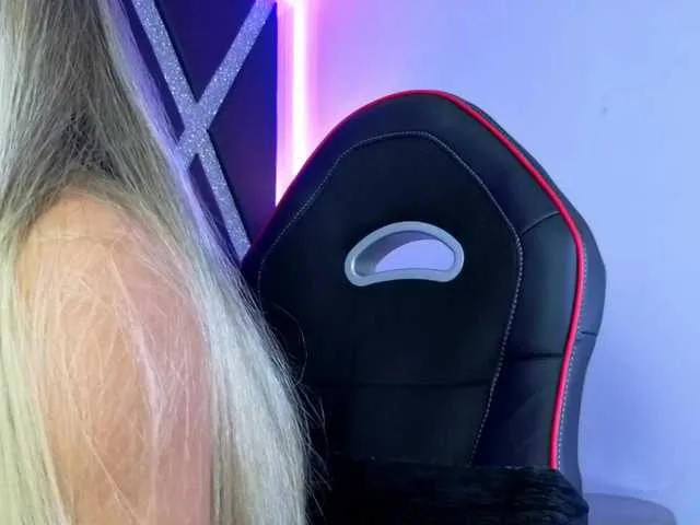 blondecat15 Image 13