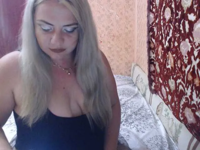 CrazyplesureAnna Image 8