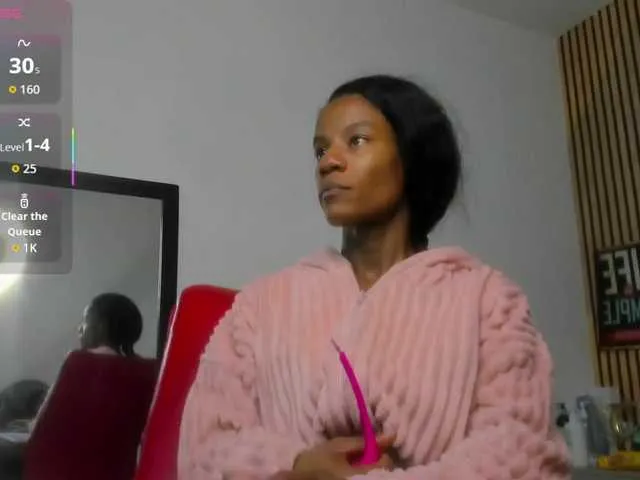 daffnelewis Image 15