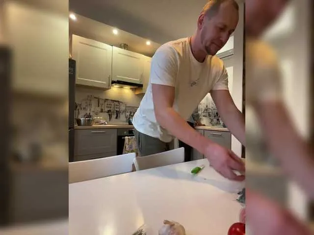 DonorDi broadcasting live