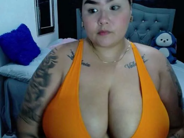 GabiBigBoobs Image 4