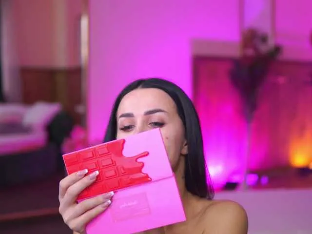 JennaDay broadcasting live