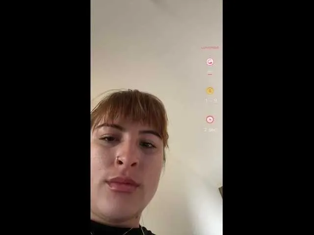 Jonesjones15 broadcasting live