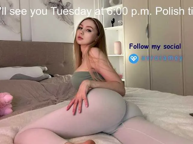 Katyushaa broadcasting live