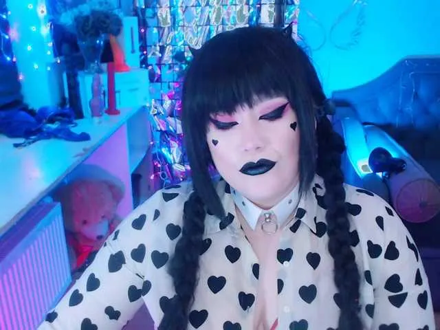 Laura-Wicked's Thumb Image