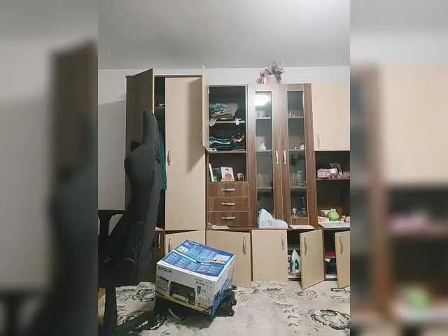 Lulu-Erotica broadcasting live