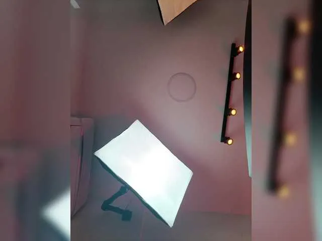 RachelCooper Image 14