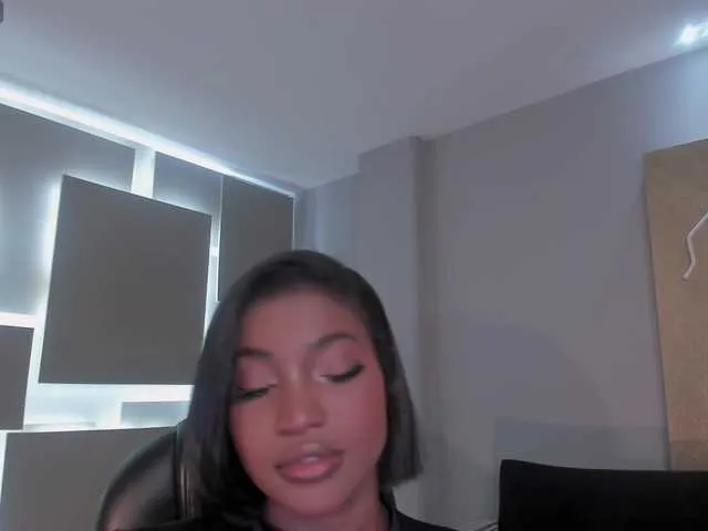 SavannahStorm Image 19