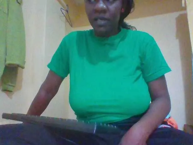 Sexxyboobs2 Image 10