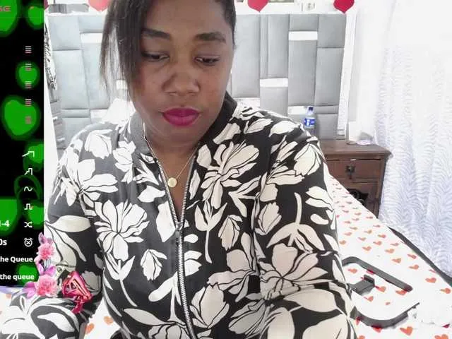 thickebonymilf Image 16