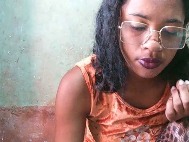 TriciaBella Image 19