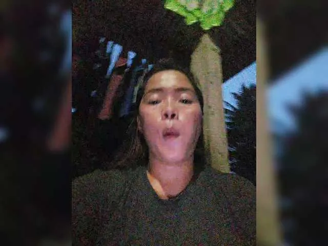 Wildhotsinglemom69 Image 4