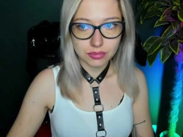 xxHeidiLove Image 11