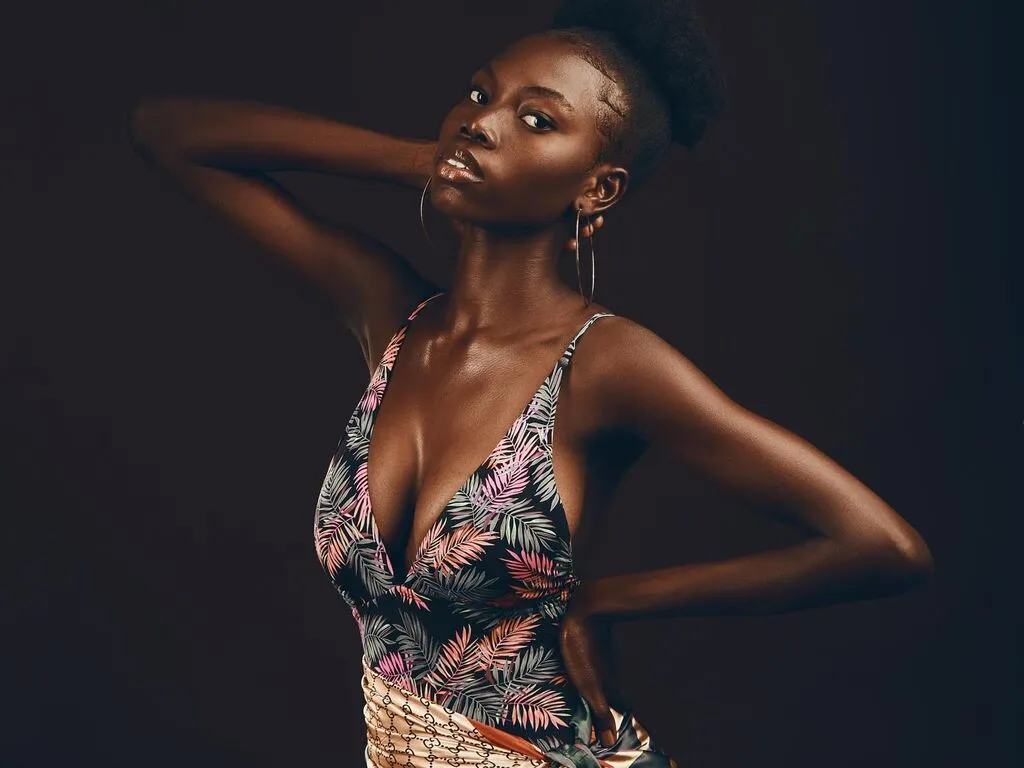 IssaJenner's Thumb Image