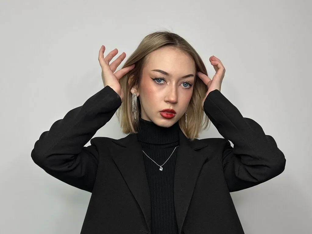 LoisDeman's Thumb Image