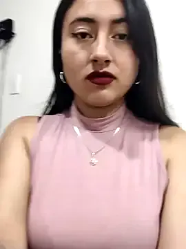 _Sarah-Office1 Image 2