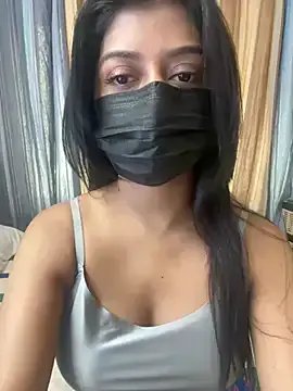 Aakanshaa__ broadcasting live