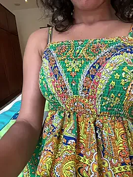 Akiira_00 broadcasting live