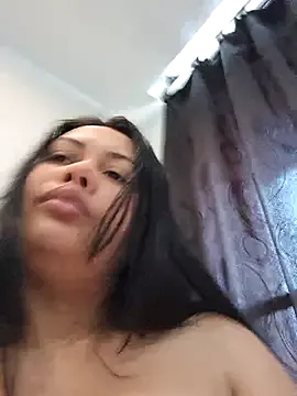 Alessandraa- Image 4