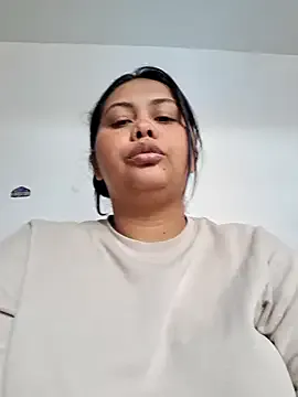 Alessandraa- Image 6