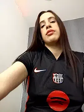 Amira_Milker Image 2