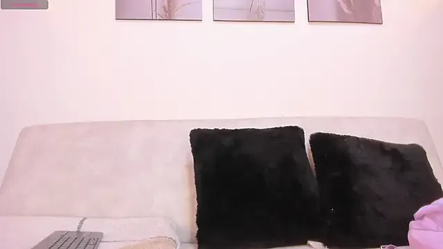 Brittany_cute18 Image 16