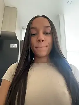 Brunettecollins05 Image 10