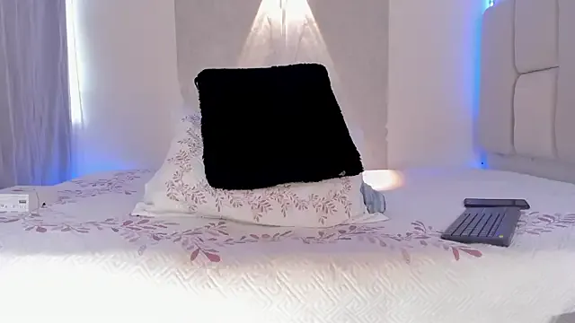 CRAZYBOYLOVE Image 15