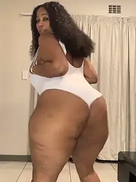 CurvyDesire1 Image 3