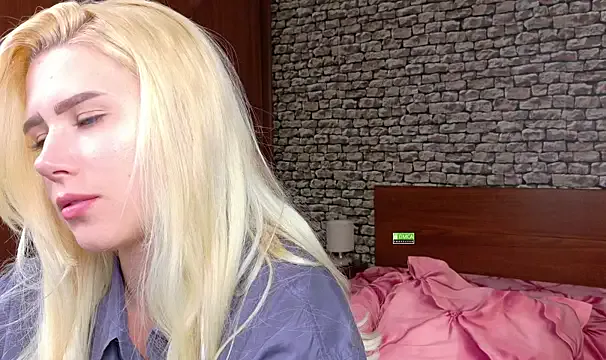 CuteBlondeMe Image 7