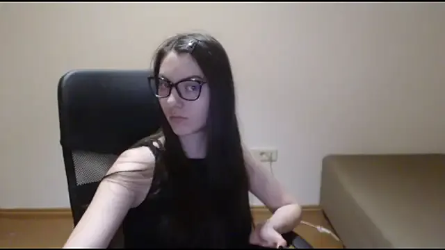 CuteJollie4U Image 3