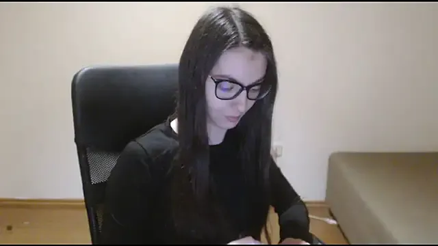 CuteJollie4U Image 4