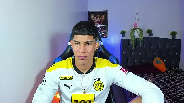 Damian_latinxxx Image 15