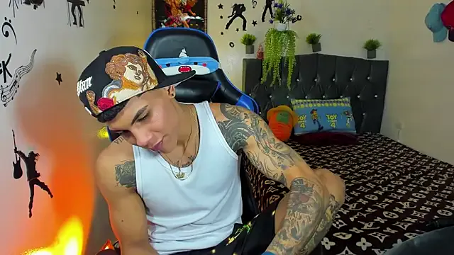 Damian_latinxxx Image 16