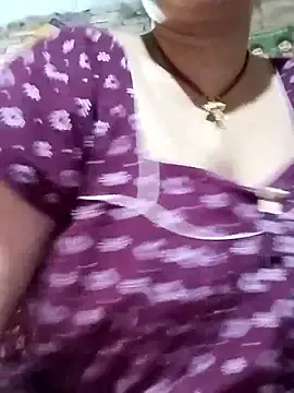 Darling8008 broadcasting live