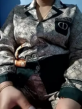 Emily-lonely Image 7