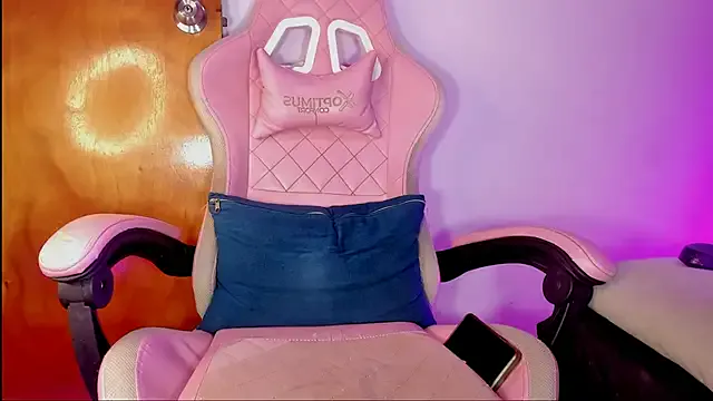 emily_lady20 Image 5