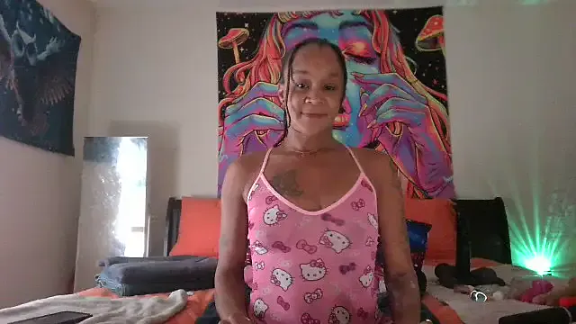 EnticingAaliyah Image 15