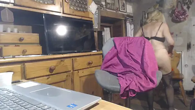 eva2023sexy Image 17