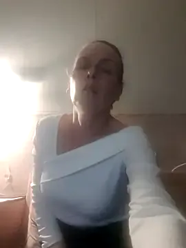 Evelina_cute Image 8