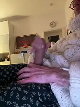 Frank22xx broadcasting live