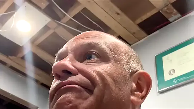 frankyjones8989's Thumb Image