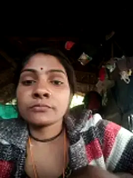 Hotty_raghni Image 5