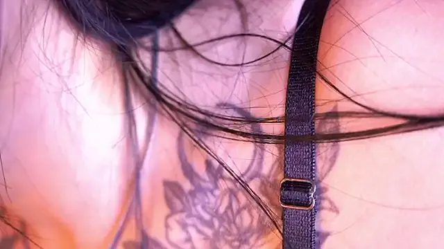 isa_red_hair Image 17