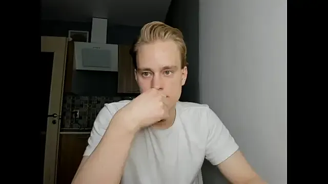 Kevin_Young_Cat's Thumb Image