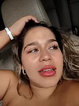 LaurenWelly_ Image 13