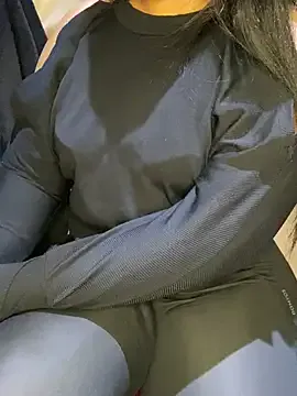 Lina_Velvet_ Image 11