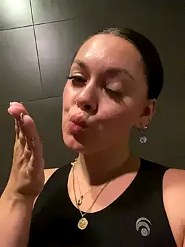 Luccreccia_ Image 14